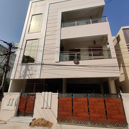 Sk Nivas Βίλα Τιρουπάτι Εξωτερικό φωτογραφία